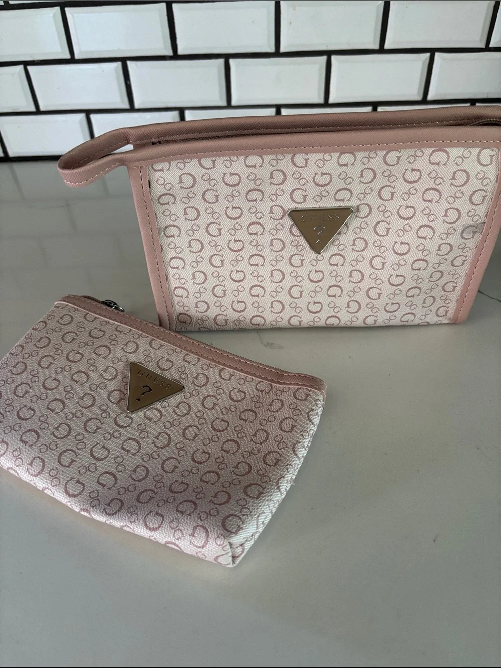 NWOT GUESS Junction Travel Cosmetic Duo Pouch Set, Blush & Cream